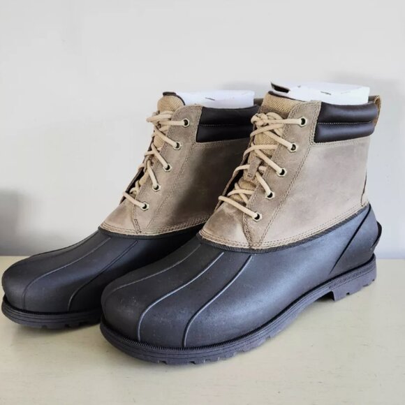 UGG Men\'s Gatson Mid Rain Boot Size 12 and 11.5